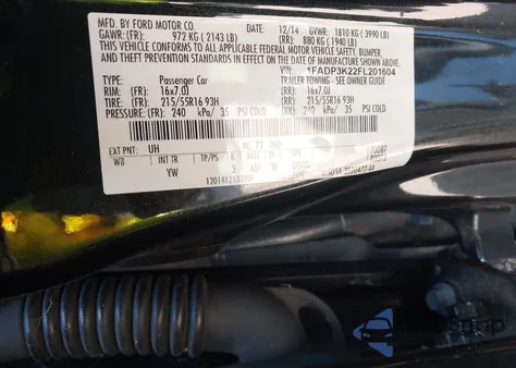 2015 Ford Focus Se z USA, uszkodzony, nr VIN 1FADP3K22FL201604